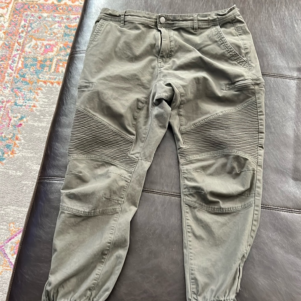 Green jogger pants